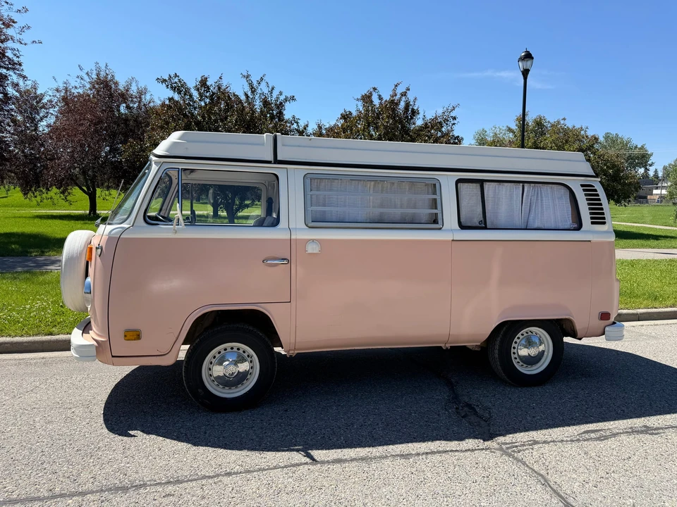 1974 Volkswagen Bay-Window Camper - Image 11 of 31
