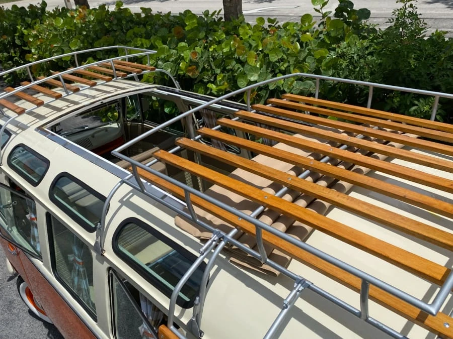 1974 Volkswagen Bay-Window Bus - Image 10 of 31