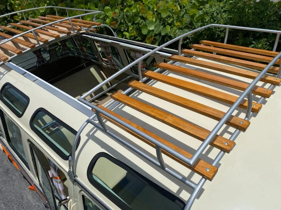 1974 Volkswagen Bay-Window Bus - Image 19 of 31