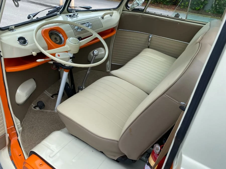 1974 Volkswagen Bay-Window Bus - Image 31 of 31