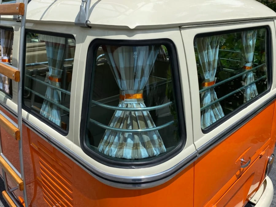 1974 Volkswagen Bay-Window Bus - Image 16 of 31