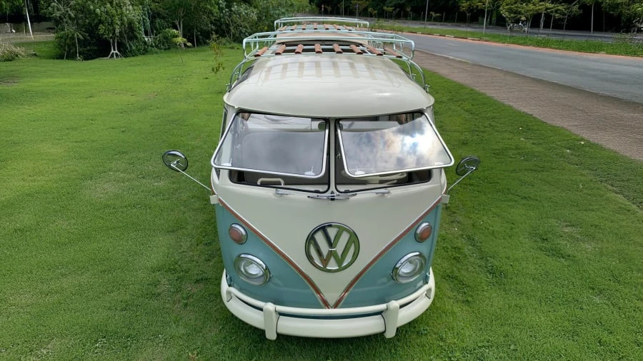 1974 Volkswagen Bay-Window Bus - Image 4 of 29