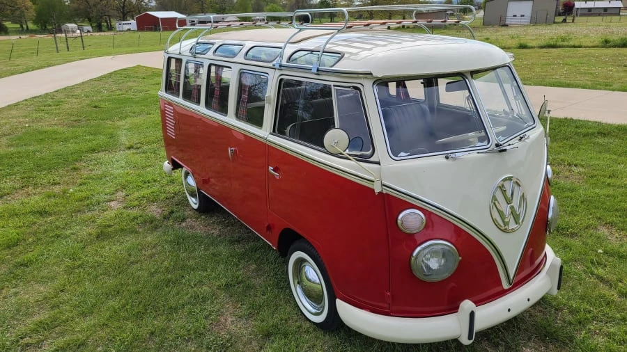 1974 Volkswagen Bay-Window Bus - Image 5 of 9