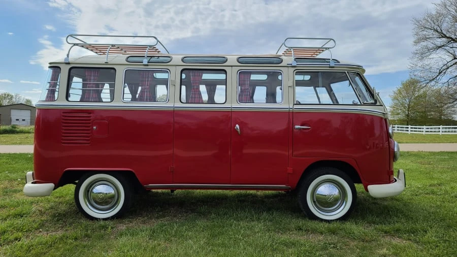 1974 Volkswagen Bay-Window Bus - Image 6 of 9