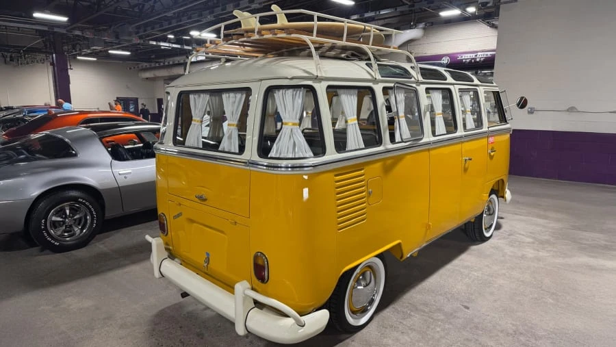 1974 Volkswagen Bay-Window Bus - Image 3 of 14