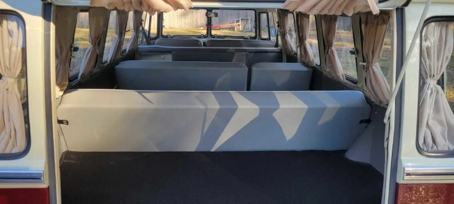 1974 Volkswagen Type 2 - Image 10 of 14