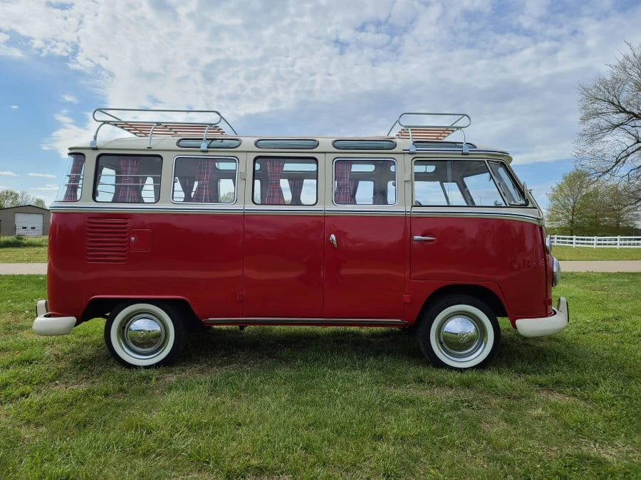1974 Volkswagen Split-Window Bus - Image 5 of 9