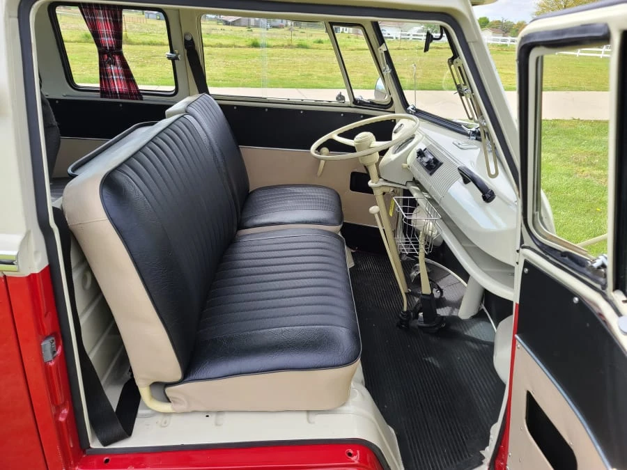 1974 Volkswagen Split-Window Bus - Image 3 of 9