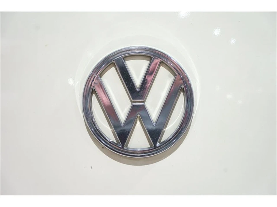 1974 Volkswagen Bay-Window Bus - Image 21 of 31