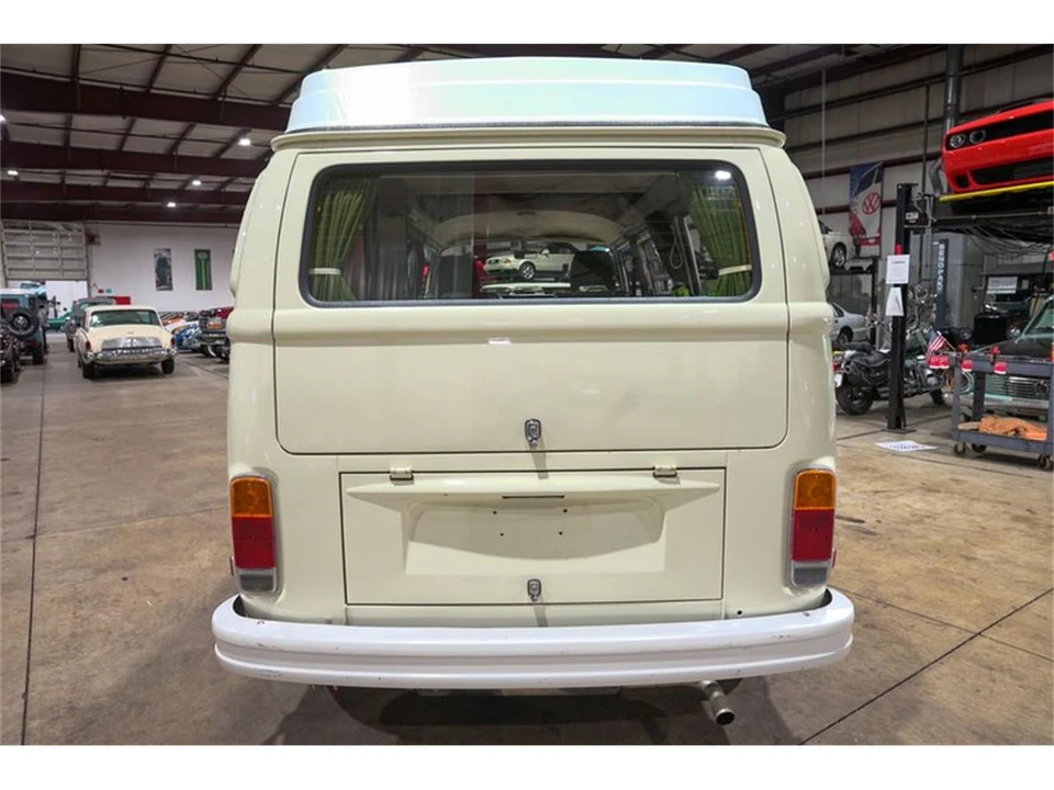 1974 Volkswagen Bay-Window Bus - Image 7 of 31