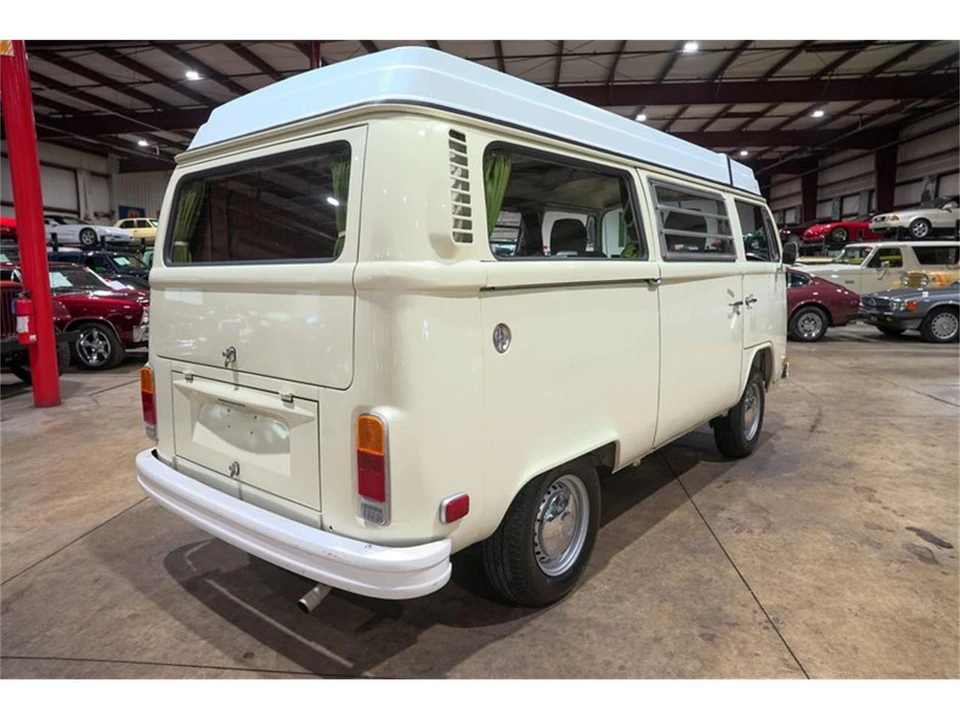 1974 Volkswagen Bay-Window Bus - Image 8 of 31