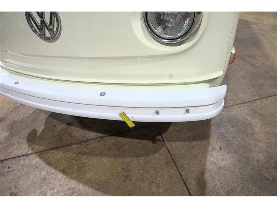 1974 Volkswagen Bay-Window Bus - Image 28 of 31
