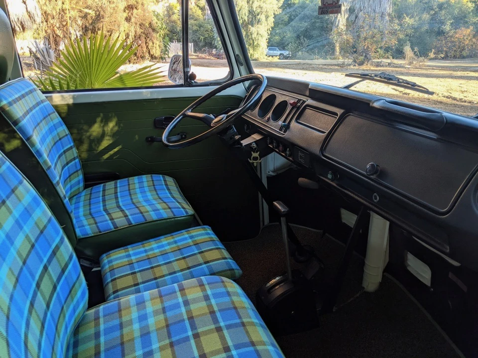 1974 Volkswagen Bay-Window Camper - Image 9 of 11