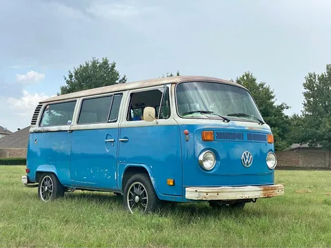 1974 Volkswagen Bus Transporter