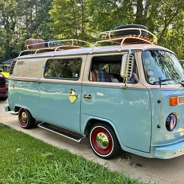 1974 Volkswagen Combi Bus Camper