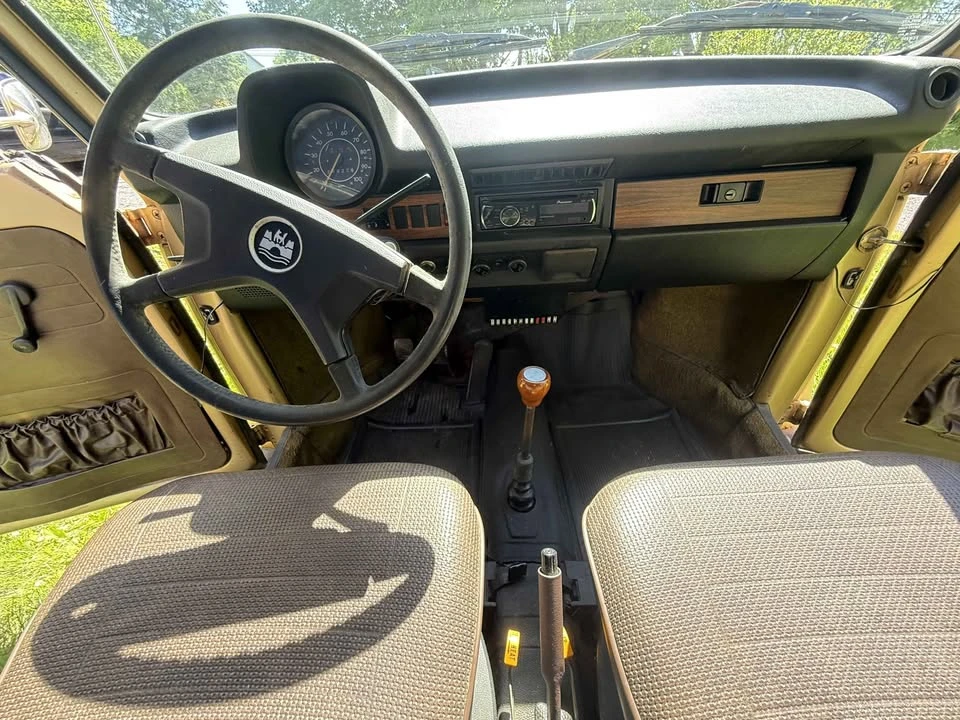 1974 Volkswagen Super Beetle - Image 4 of 8