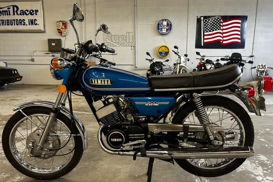1974 Yamaha RD200