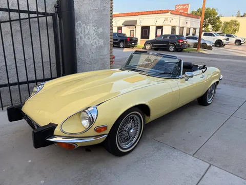 1974 Jaguar E-Type Series 3 V12 - Image 3 of 10
