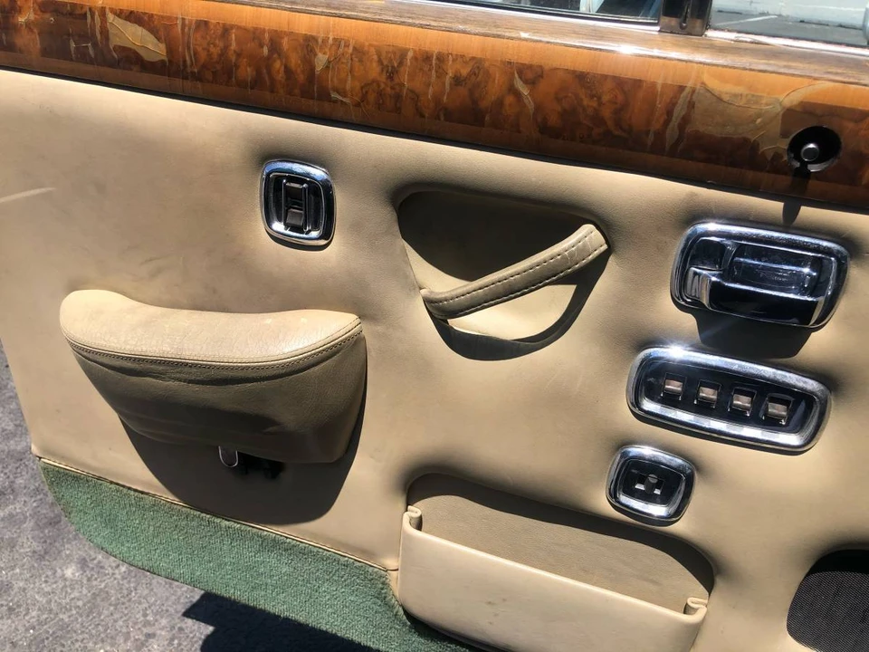 1974 Rolls-Royce Silver Shadow I - Image 13 of 19