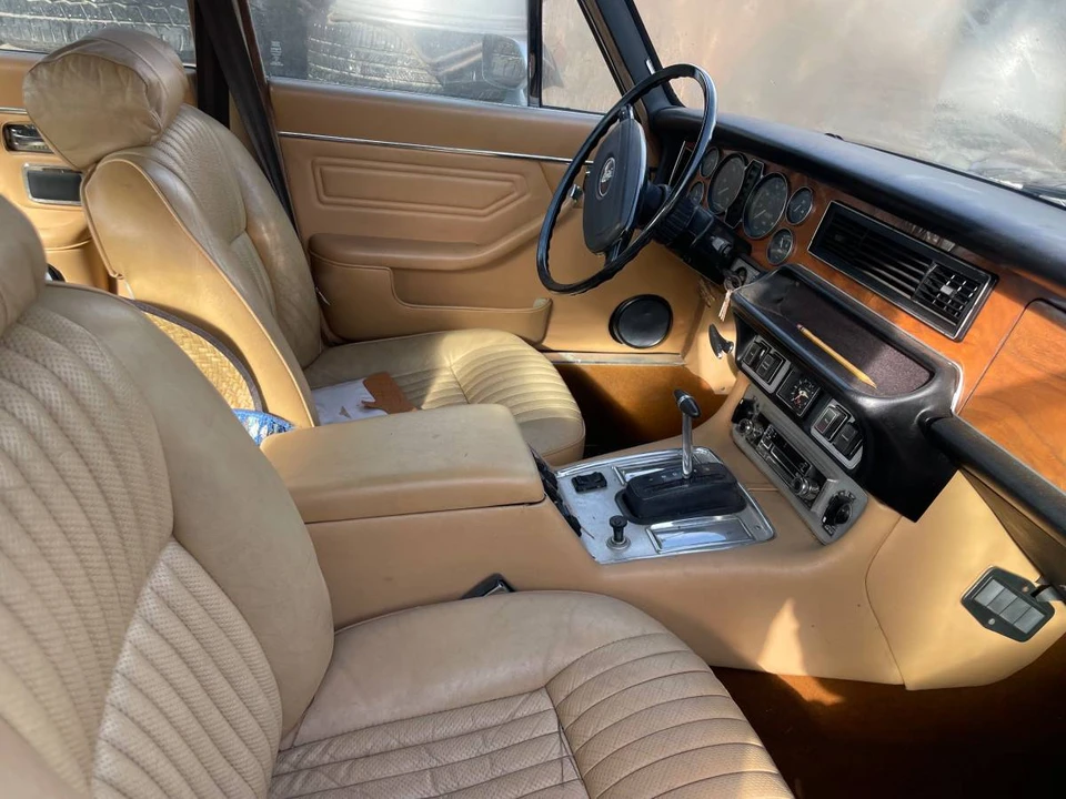 1974 Jaguar XJ Series 2 - Image 5 of 6