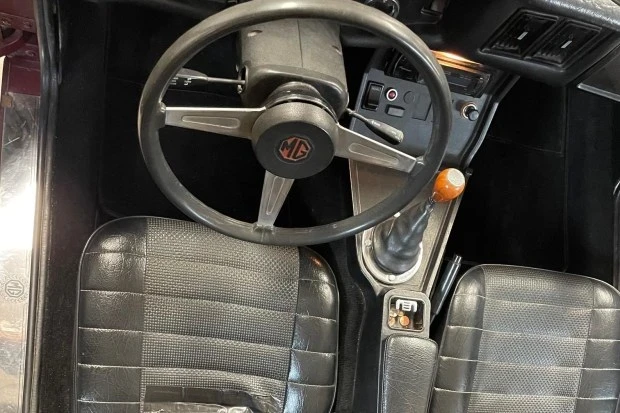 1974 MG MGB Roadster - Image 5 of 8