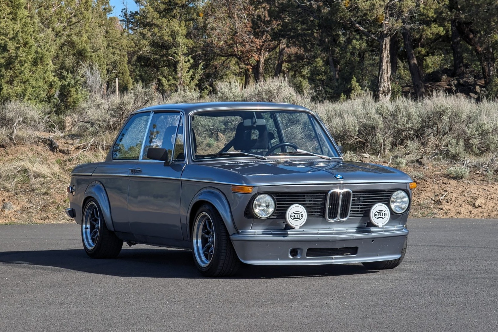 M20-Powered 1974 BMW 2002tii 5-Speed