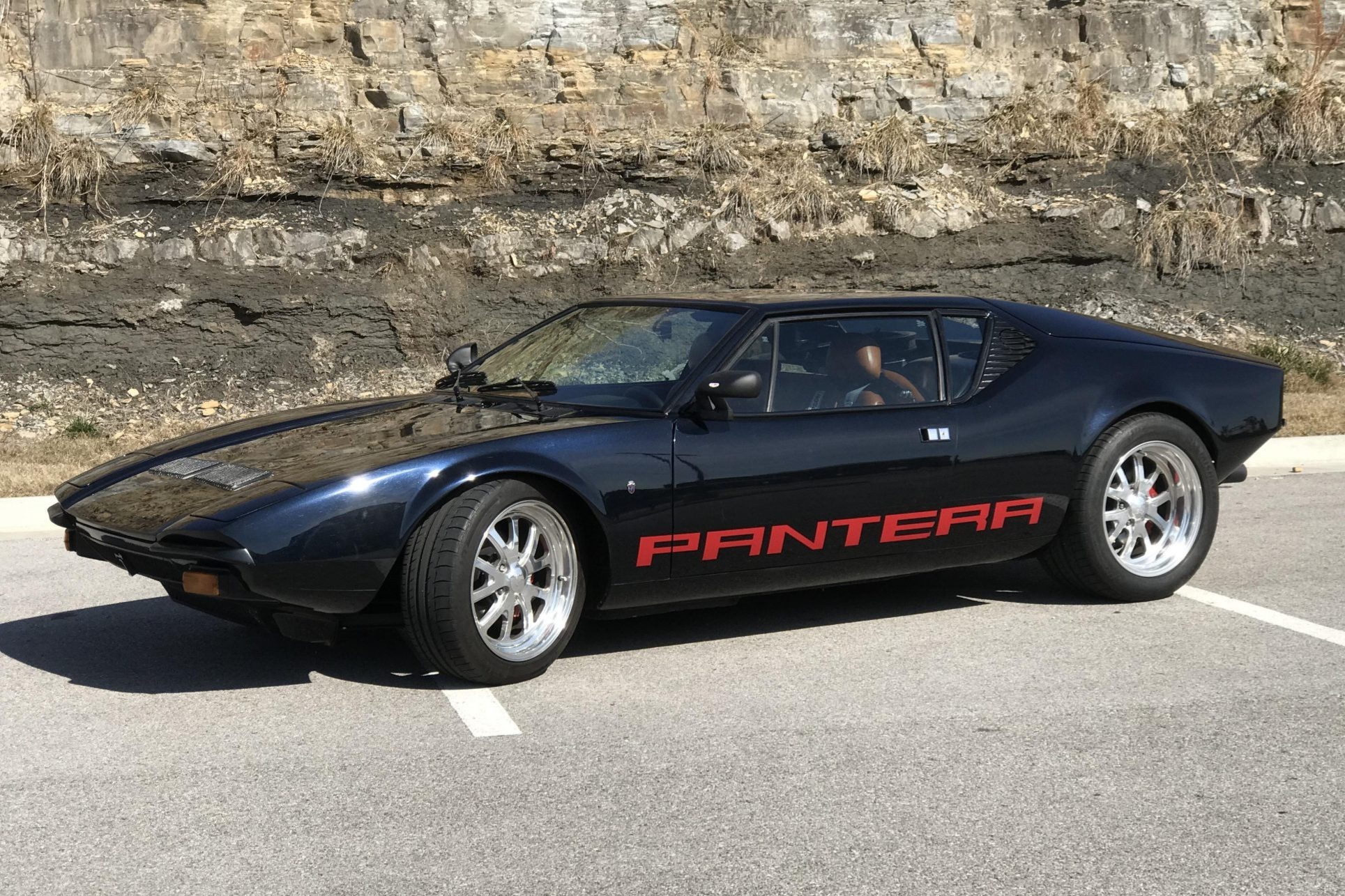 1974 DeTomaso Pantera