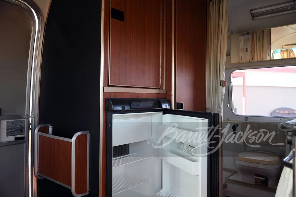 1975 Airstream - Image 4 of 31
