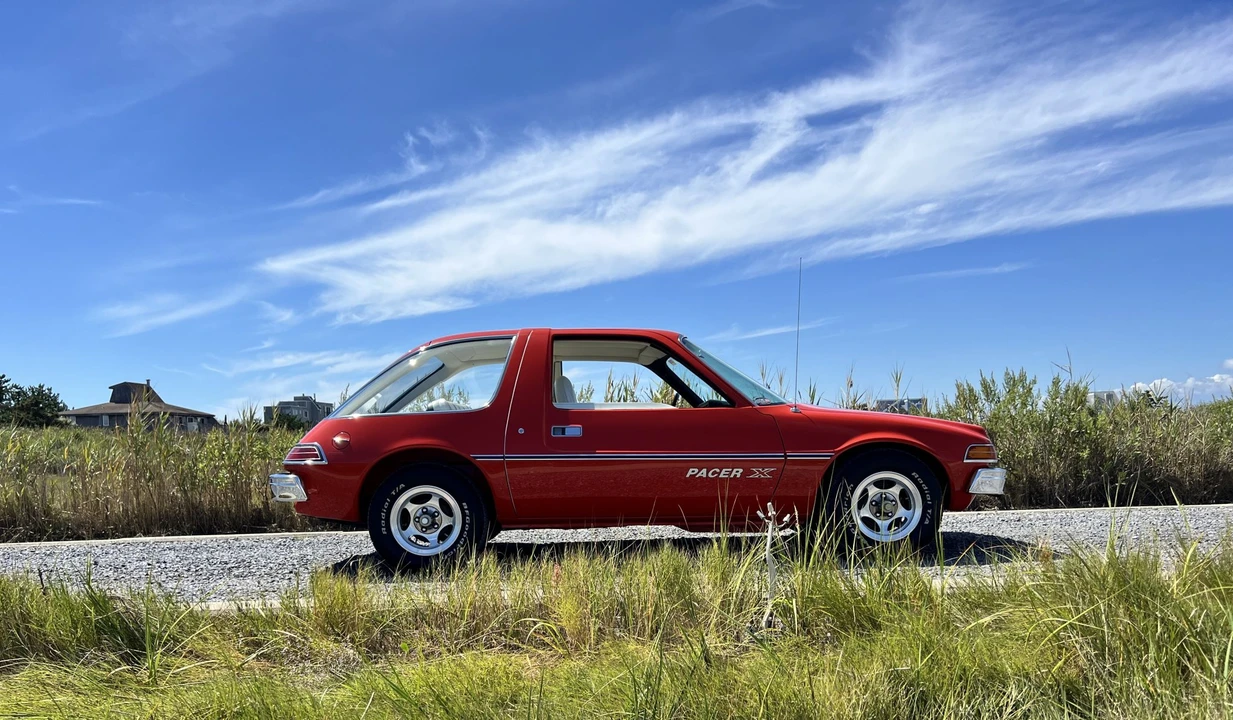 1975 AMC Pacer - Image 9 of 31