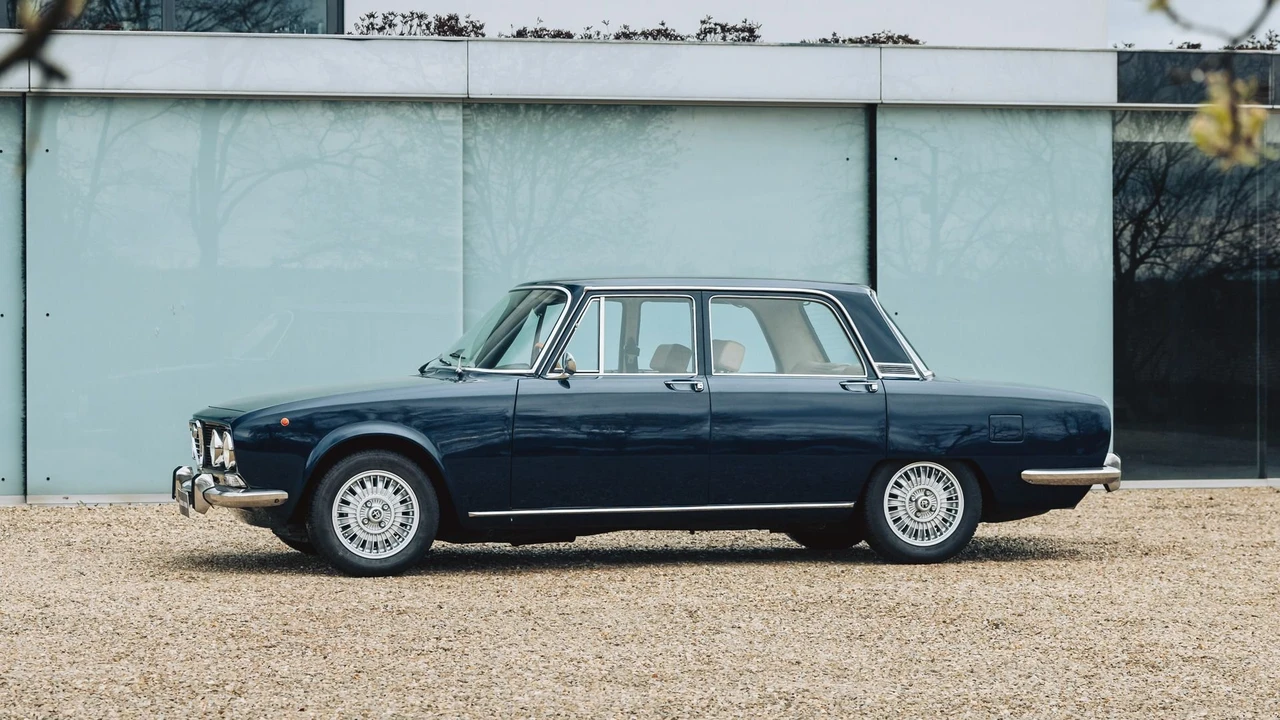 1975 Alfa Romeo 2000 GT Veloce - Image 15 of 31