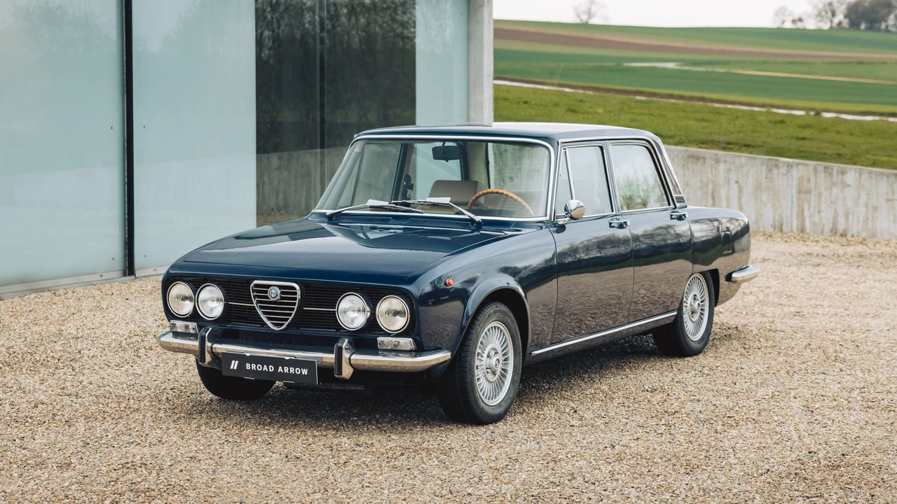 1975 Alfa Romeo 2000 GT Veloce - Image 11 of 31