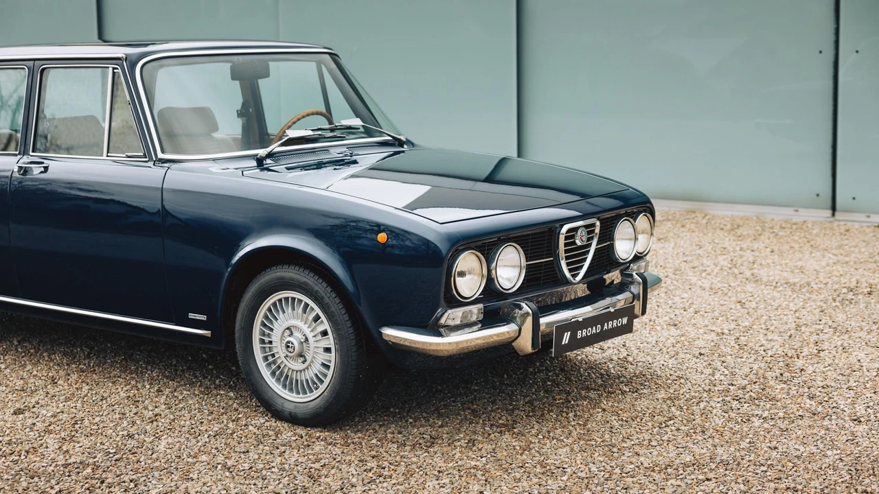 1975 Alfa Romeo 2000 GT Veloce - Image 17 of 31
