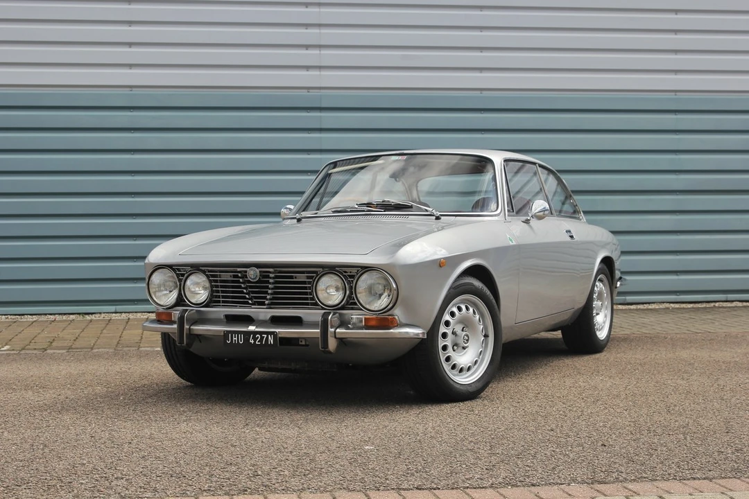1975 Alfa Romeo 2000 GT Veloce - Image 15 of 30