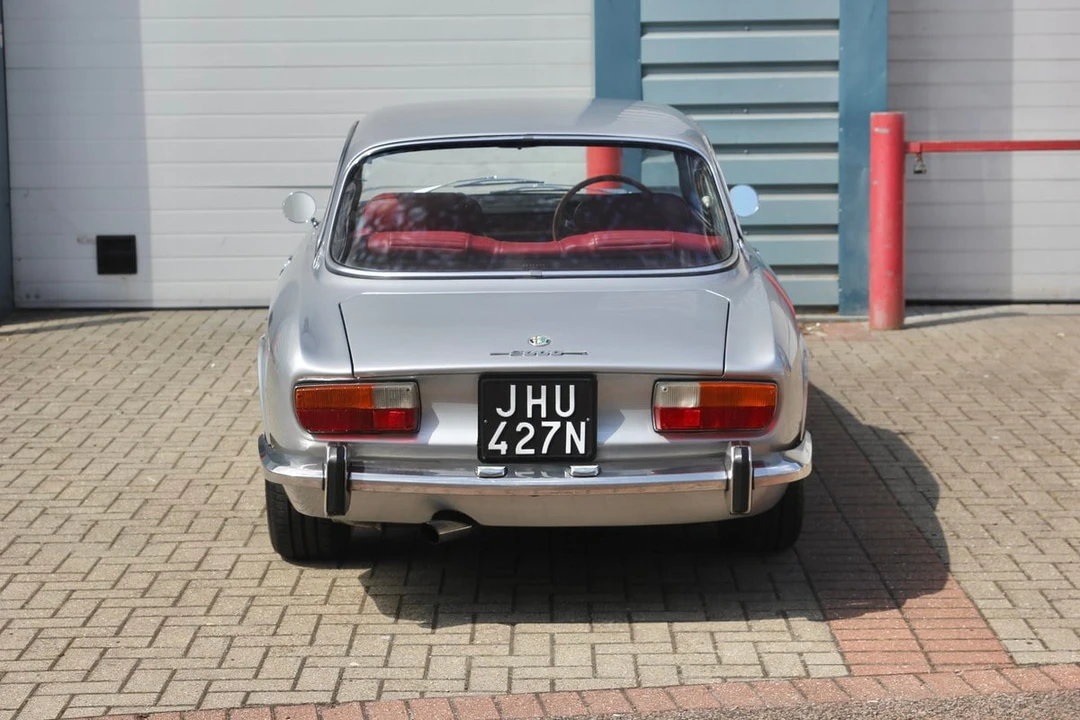 1975 Alfa Romeo 2000 GT Veloce - Image 28 of 30