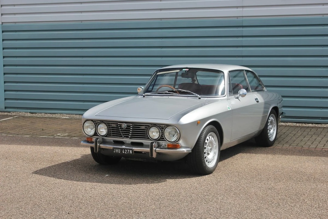1975 Alfa Romeo 2000 GT Veloce - Image 7 of 30