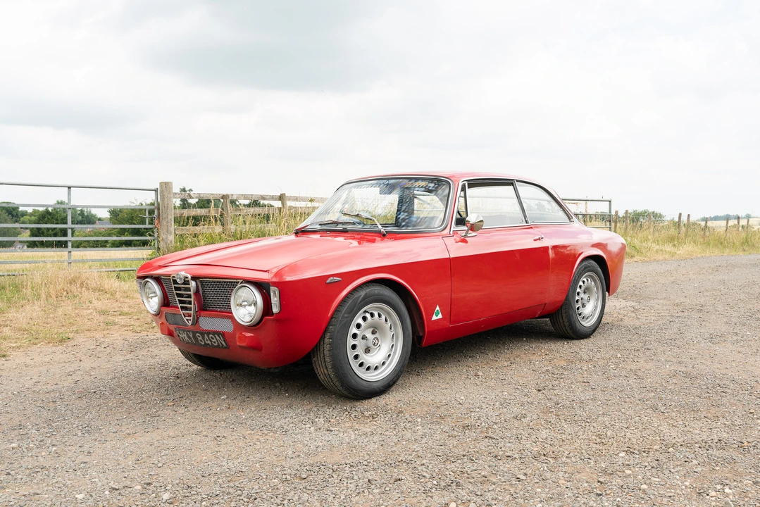 1975 Alfa Romeo 2000 GT Veloce - Image 3 of 31