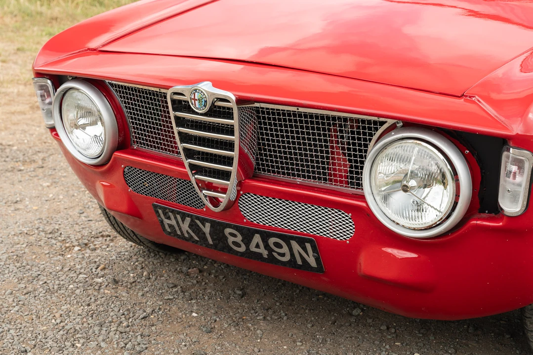 1975 Alfa Romeo 2000 GT Veloce - Image 16 of 31