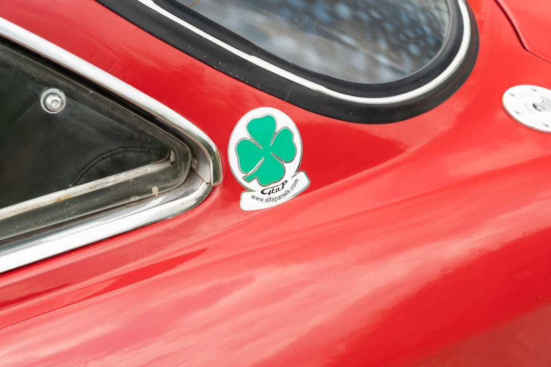 1975 Alfa Romeo 2000 GT Veloce - Image 20 of 31