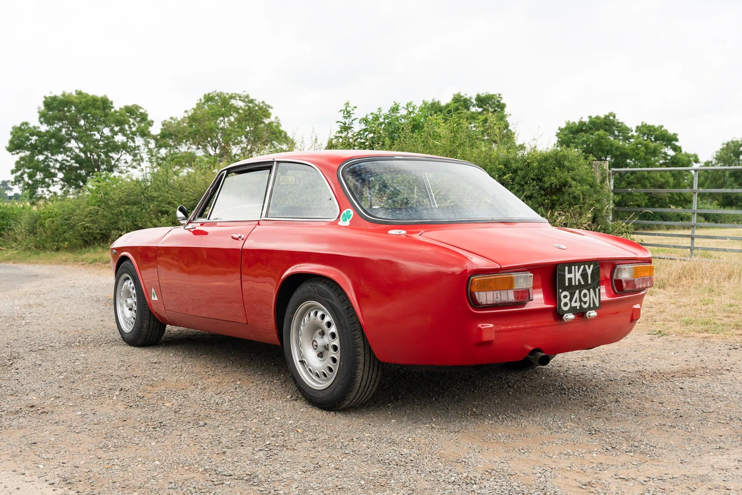 1975 Alfa Romeo 2000 GT Veloce - Image 5 of 31