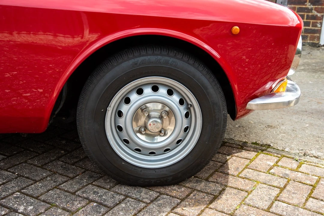 1975 Alfa Romeo GT 1600 Junior - Image 21 of 30