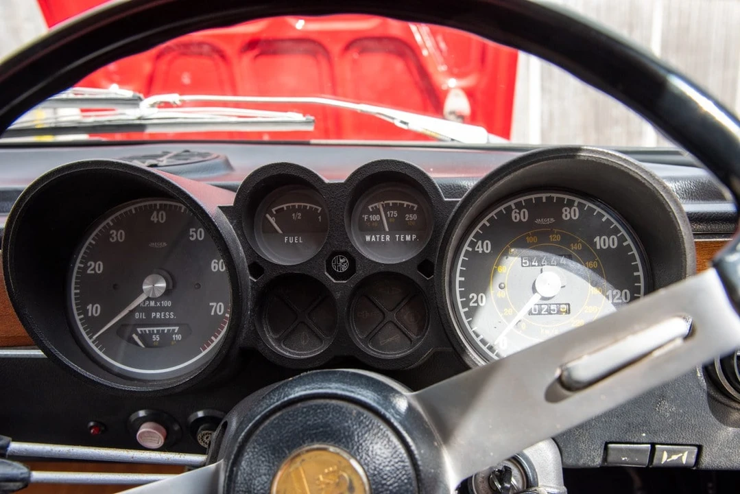 1975 Alfa Romeo GT 1600 Junior - Image 27 of 30