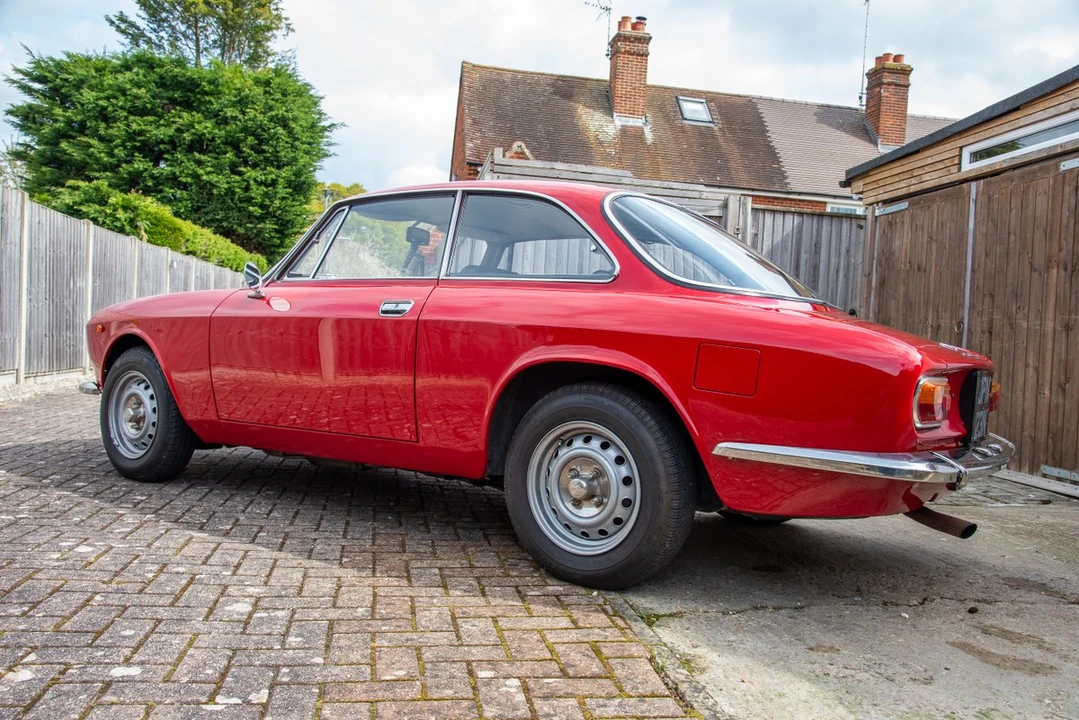 1975 Alfa Romeo GT 1600 Junior - Image 5 of 30