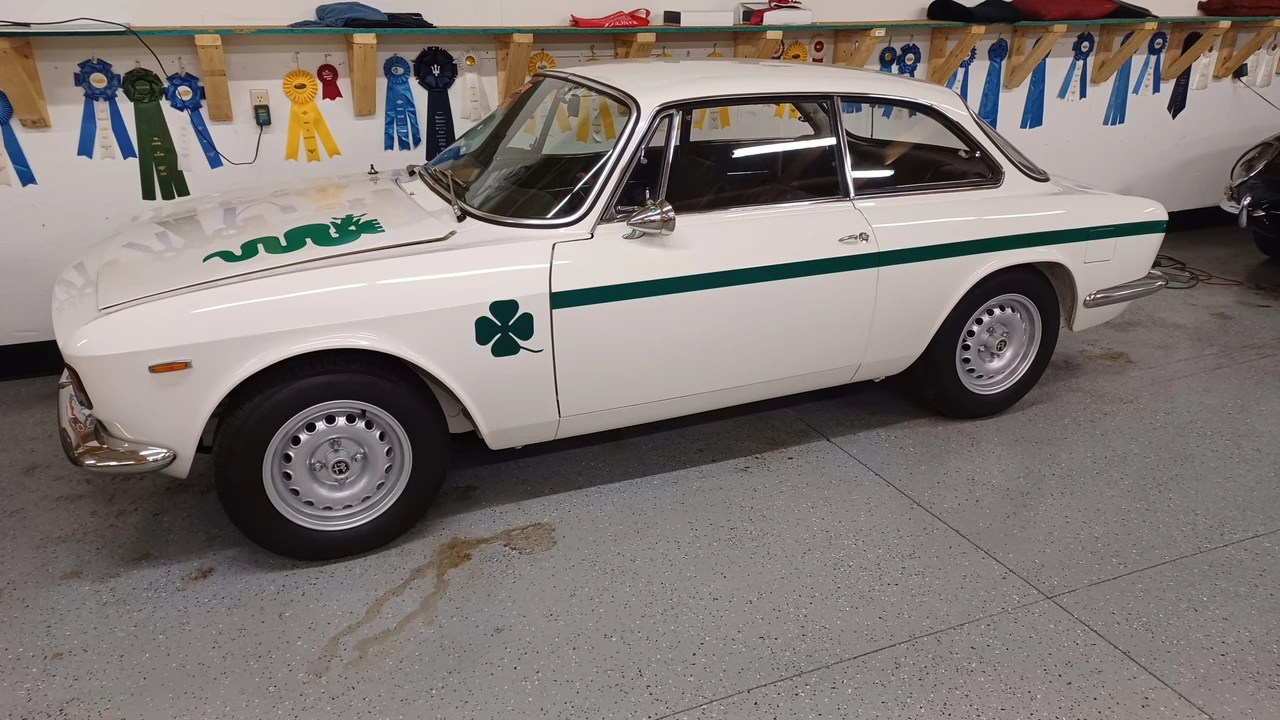 1975 Alfa Romeo GTA 1300 Junior - Image 25 of 31
