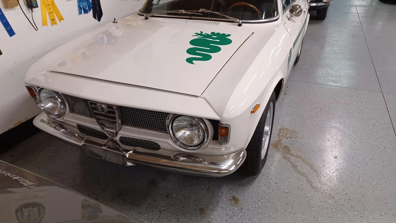1975 Alfa Romeo GTA 1300 Junior - Image 24 of 31