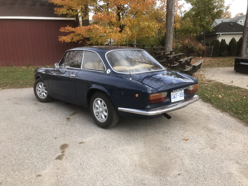 1975 Alfa Romeo 2000 GT Veloce - Image 4 of 31