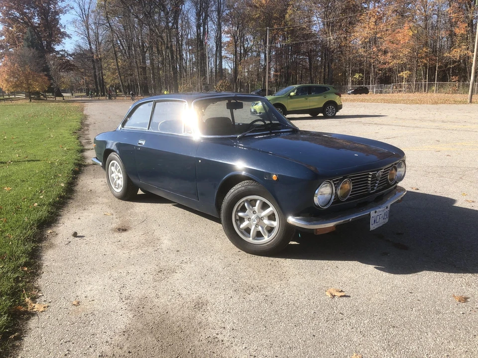1975 Alfa Romeo 2000 GT Veloce - Image 9 of 31