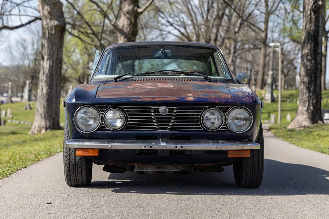 1975 Alfa Romeo 2000 GT Veloce - Image 2 of 31