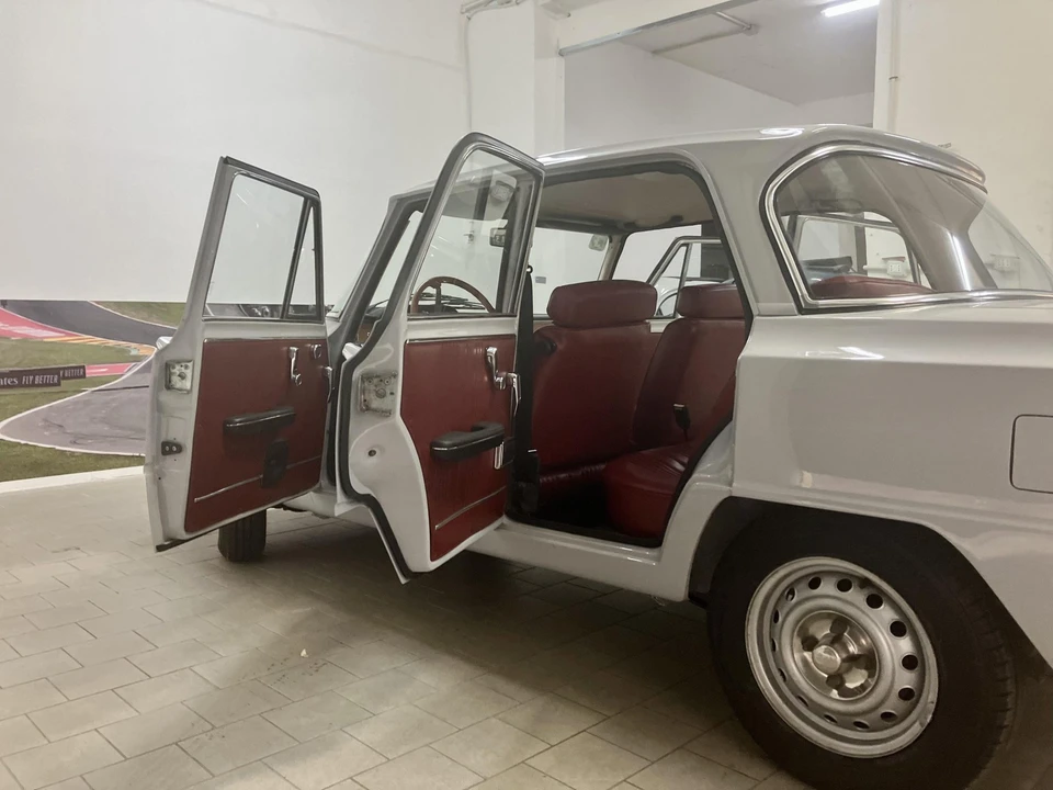 1975 Alfa Romeo 1.3 GT Junior - Image 15 of 31