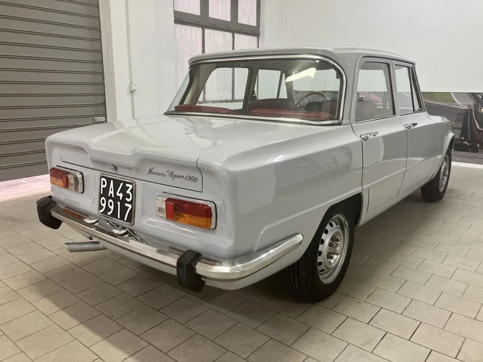 1975 Alfa Romeo 1.3 GT Junior - Image 11 of 31