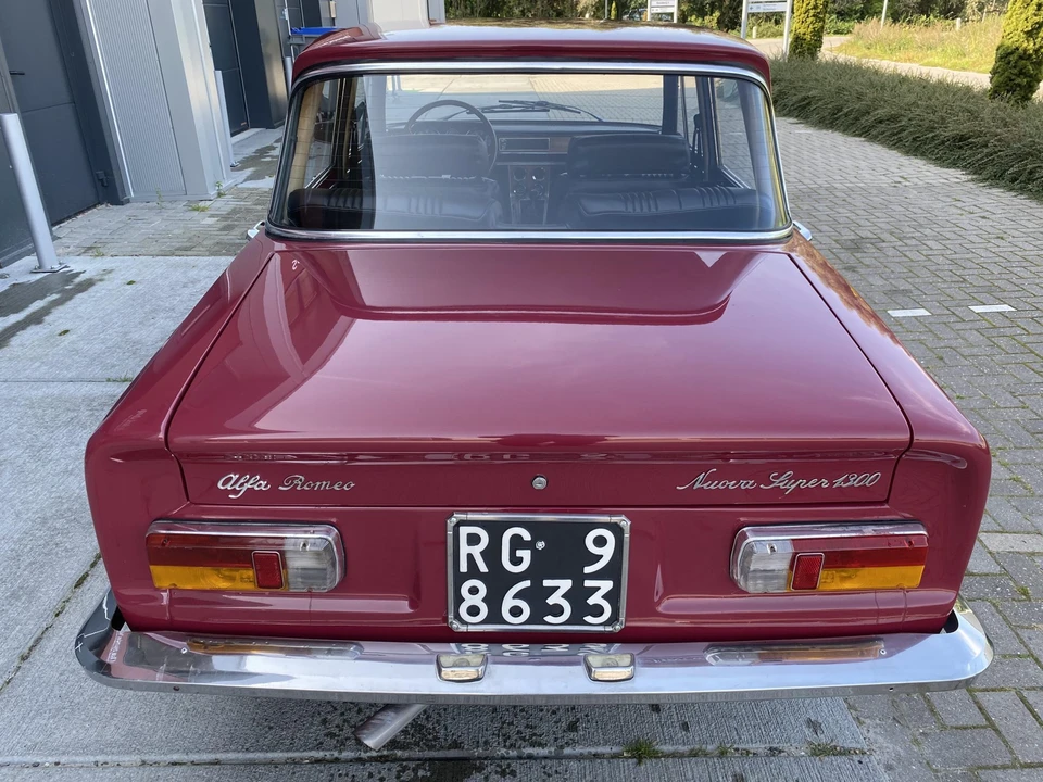 1975 Alfa Romeo 1.3 GT Junior - Image 7 of 31